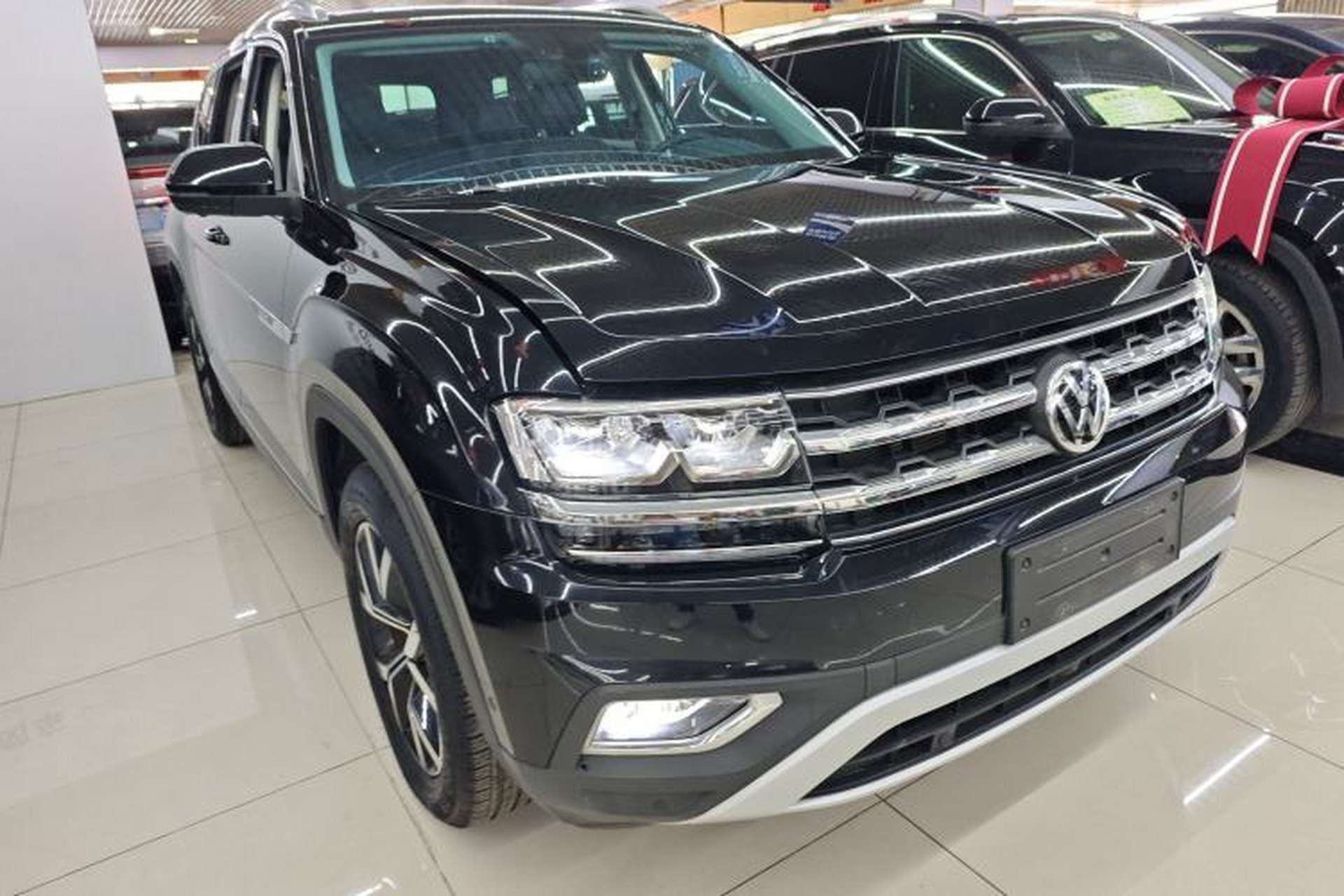 Used Volkswagen Teramont 2020 Revised Version 380TSI Four-Wheel Drive Luxury Edition Front Right 45 Deg