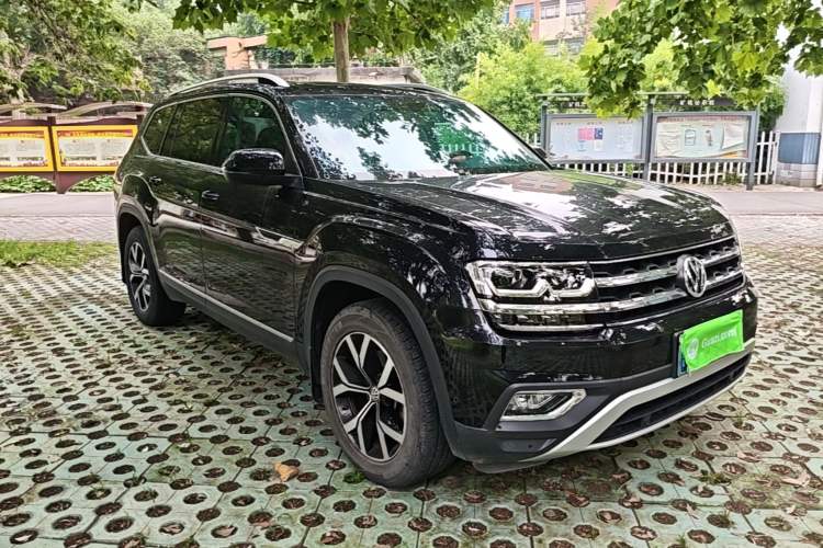 Used Volkswagen Teramont 2020 Revised Version 330TSI Two-Wheel Drive Luxury Edition Front Right 45 Deg
