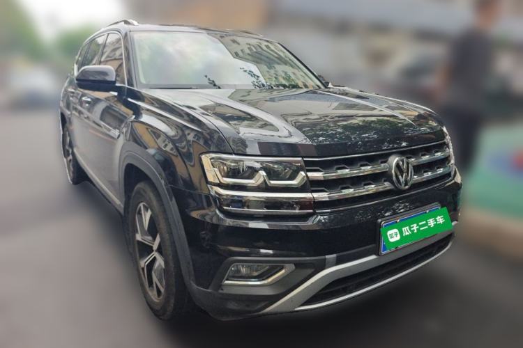 Used Volkswagen Teramont 2020 Revised Version 330TSI Two-Wheel Drive Luxury Edition Front Right 45 Deg