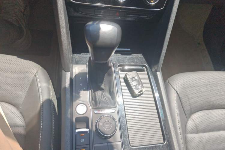 Used Volkswagen Teramont 2020 380TSI Four-Wheel Drive Luxury Version China VI Standard Gear Lever