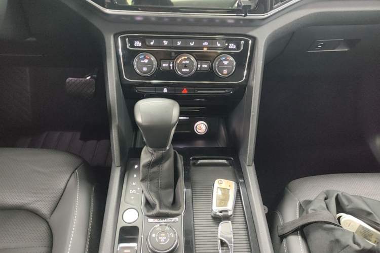 Used Volkswagen Teramont 2020 380TSI Four-Wheel Drive Luxury Version China VI Standard Gear Lever
