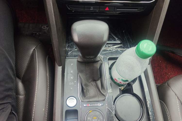 Used Volkswagen Teramont 2020 530 V6 Four-Wheel Drive Luxury Version China VI Standard Gear Lever