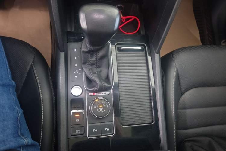 Used Volkswagen Teramont 2020 380TSI Four-Wheel Drive Luxury Version China VI Standard Gear Lever