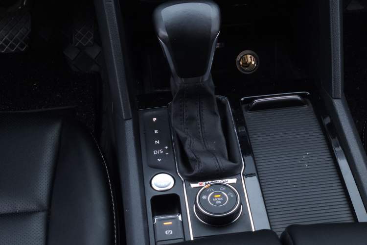 Used Volkswagen Teramont 2020 Revised Version 380TSI Four-Wheel Drive Comfort Edition Gear Lever