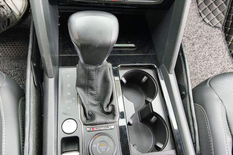 Used Volkswagen Teramont 2020 380TSI Four-Wheel Drive Luxury Version China VI Standard Gear Lever
