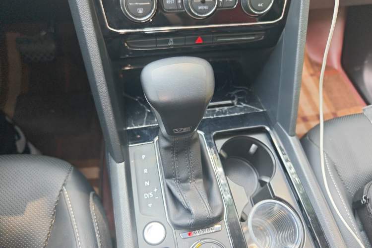 Used Volkswagen Teramont 2020 530 V6 Four-Wheel Drive Luxury Edition China V Standard Gear Lever