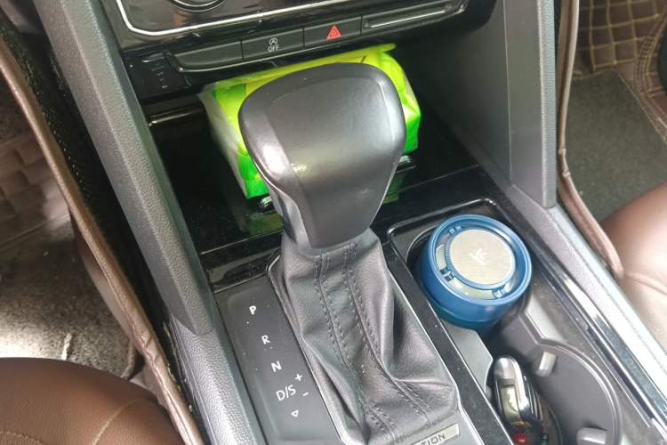 Used Volkswagen Teramont 2020 380TSI Four-Wheel Drive Luxury Version China VI Standard Gear Lever