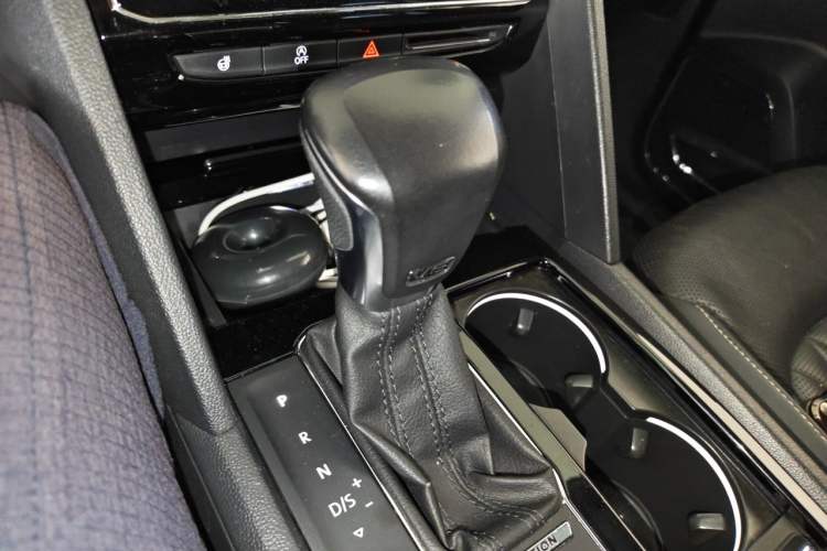 Used Volkswagen Teramont 2020 530 V6 Four-Wheel Drive Flagship Version China VI Standard Gear Lever