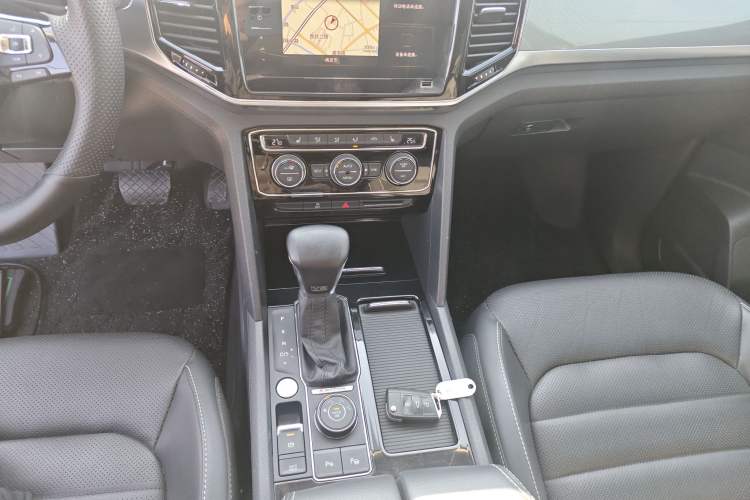 Used Volkswagen Teramont 2020 Revised Version 530 V6 Four-Wheel Drive Luxury Edition Gear Lever