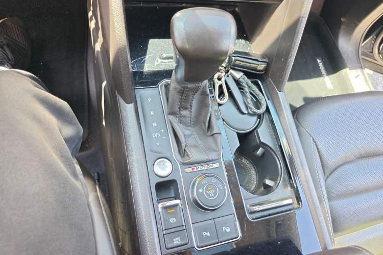 Used Volkswagen Teramont 2020 380TSI Four-Wheel Drive Luxury Version China VI Standard Gear Lever