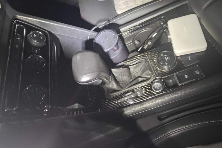 Used Volkswagen Teramont 2020 380TSI Four-Wheel Drive Luxury Version China VI Standard Gear Lever