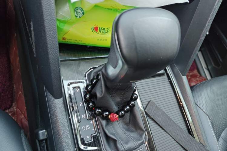 Used Volkswagen Teramont 2020 Revised Version 530 V6 Four-Wheel Drive Flagship Edition Gear Lever