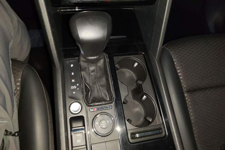 Used Volkswagen Teramont 2020 380TSI Four-Wheel Drive Comfort Edition China VI Standard Gear Lever