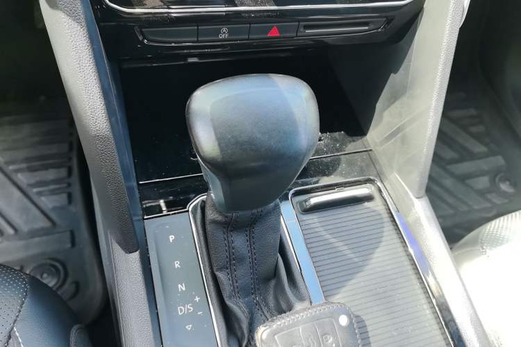 Used Volkswagen Teramont 2020 380TSI Four-Wheel Drive Luxury Version China VI Standard Gear Lever