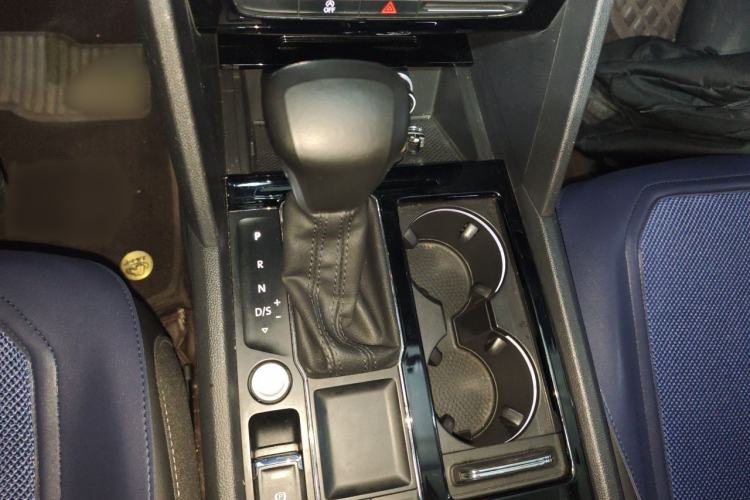 Used Volkswagen Teramont 2020 Revised Version 330TSI Two-Wheel Drive Luxury Edition Gear Lever