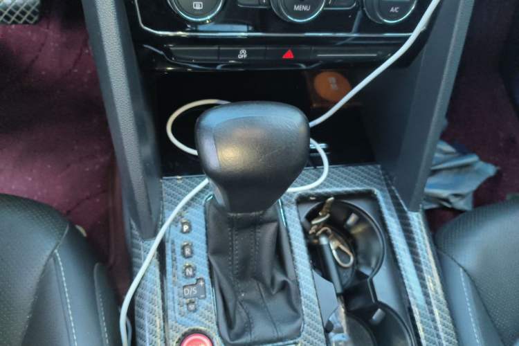 Used Volkswagen Teramont 2020 380TSI Four-Wheel Drive Luxury Version China VI Standard Gear Lever