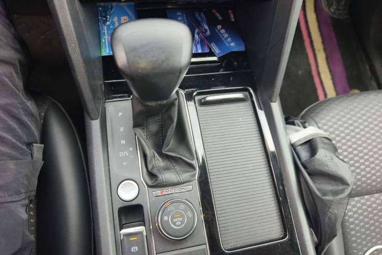 Used Volkswagen Teramont 2020 380TSI Four-Wheel Drive Comfort Edition China VI Standard Gear Lever