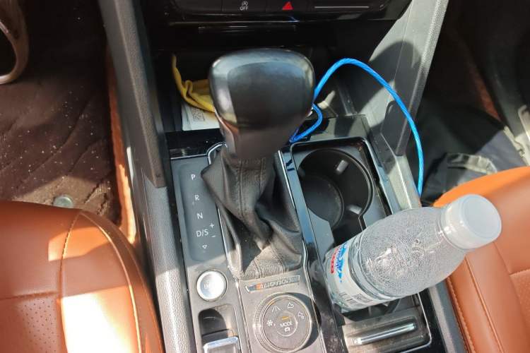 Used Volkswagen Teramont 2020 380TSI Four-Wheel Drive Comfort Edition China VI Standard Gear Lever