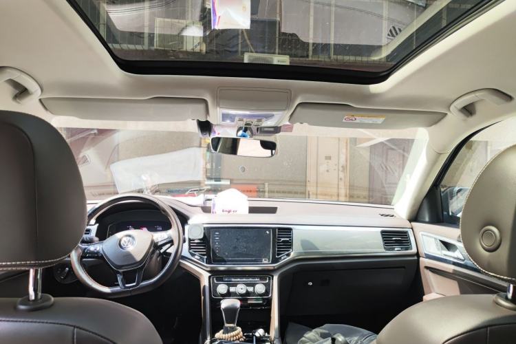 Used Volkswagen Teramont 2020 Revised Version 330TSI Two-Wheel Drive Luxury Edition Headliner