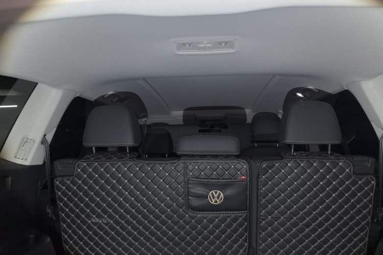 Used Volkswagen Teramont 2020 Revised Version 380TSI Four-Wheel Drive Luxury Edition Headliner