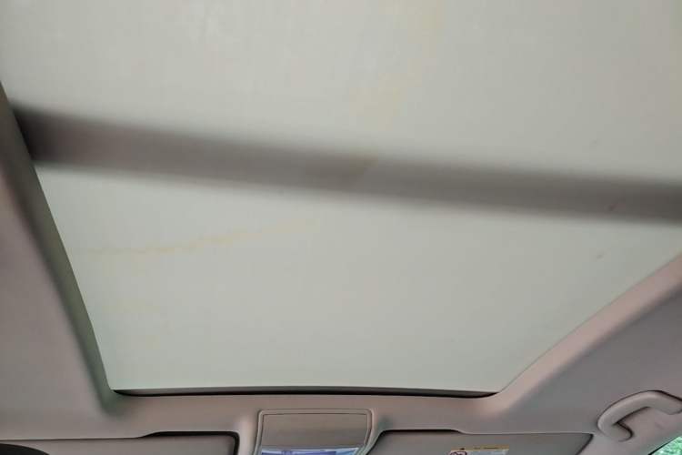 Used Volkswagen Teramont 2020 Revised Version 330TSI Two-Wheel Drive Luxury Edition Headliner