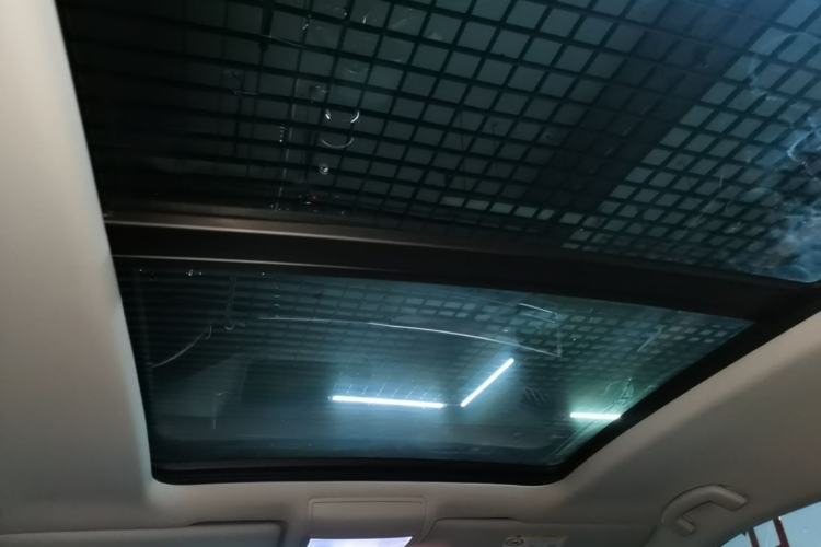 Used Volkswagen Teramont 2020 330TSI Two-Wheel-Drive Luxury Edition China VI Standard Headliner