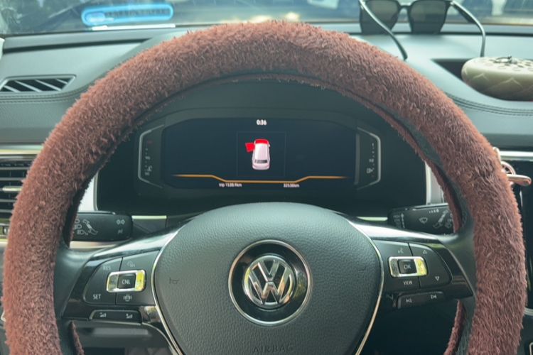 Used Volkswagen Teramont 2020 Revised Version 530 V6 Four-Wheel Drive Luxury Edition Instrument Cluster