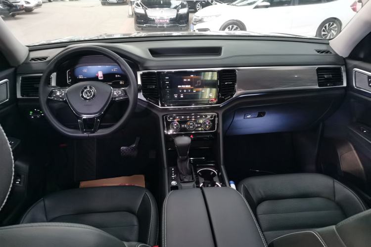 Used Volkswagen Teramont 2020 Revised Version 330TSI Two-Wheel Drive Luxury Edition Interior 2