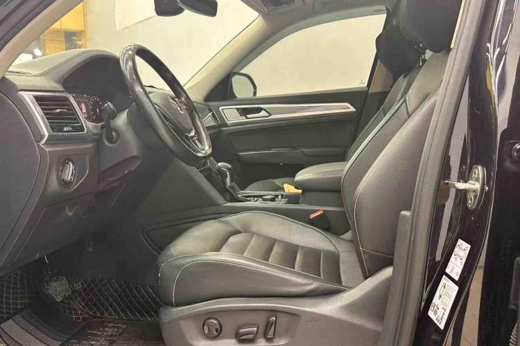 Used Volkswagen Teramont 2020 380TSI Four-Wheel Drive Luxury Version China VI Standard Interior 2