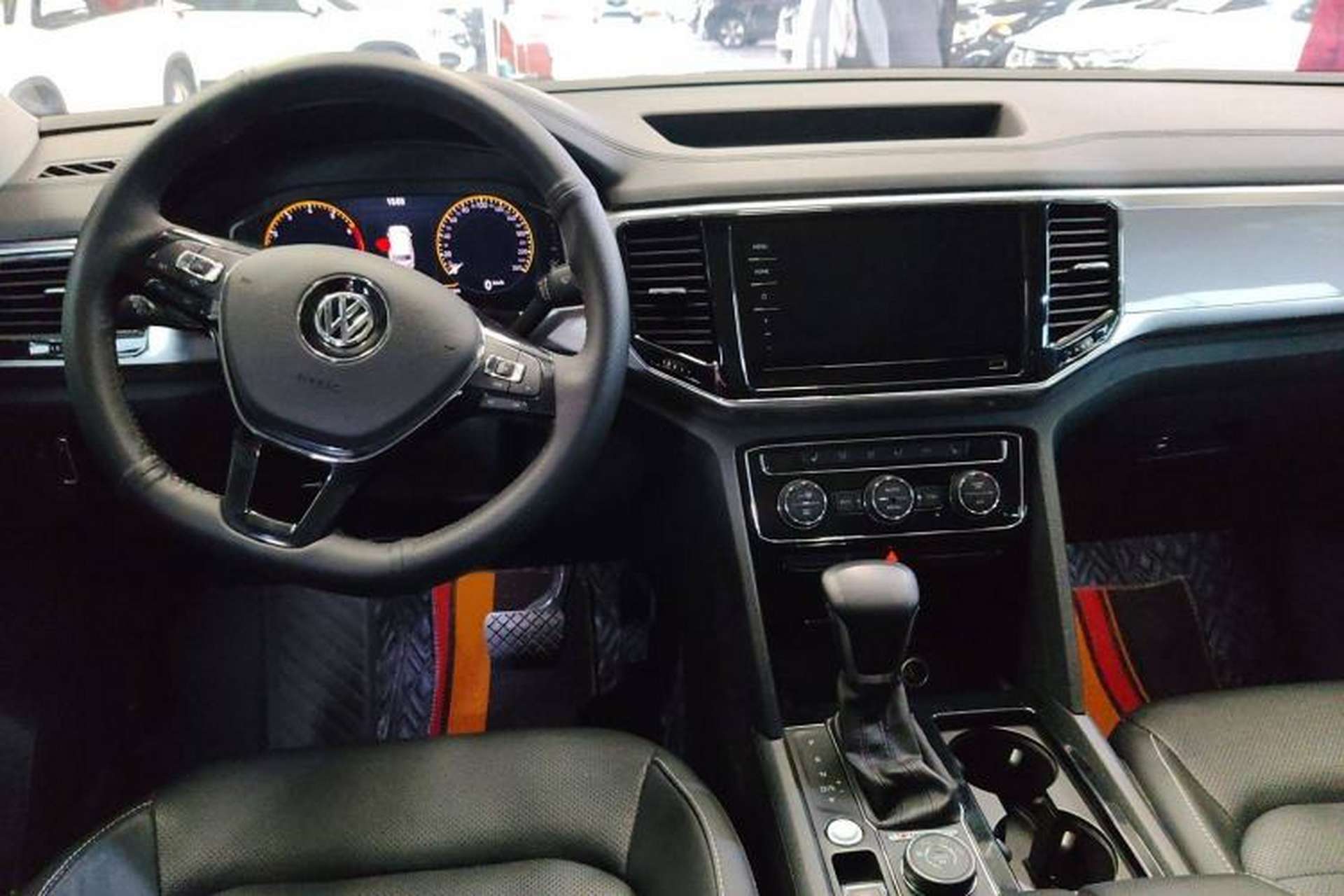 Used Volkswagen Teramont 2020 Revised Version 380TSI Four-Wheel Drive Luxury Edition Interior 3