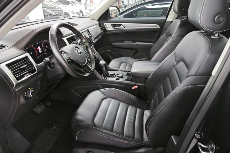 Used Volkswagen Teramont 2020 Revised Version 380TSI Four-Wheel Drive Luxury Edition Interior 4