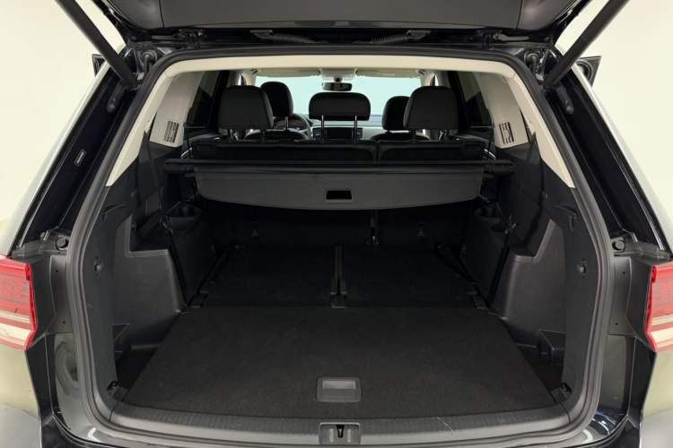 Used Volkswagen Teramont 2020 Revised Version 380TSI Four-Wheel Drive Comfort Edition Interior 5