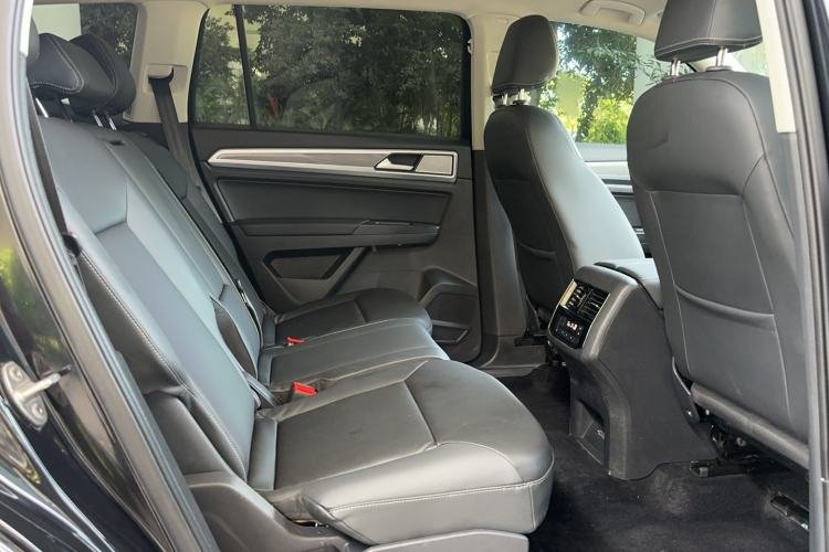 Used Volkswagen Teramont 2020 Revised Version 330TSI Two-Wheel Drive Comfort Edition Interior 5