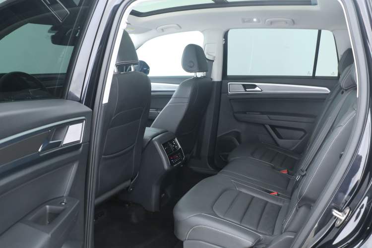 Used Volkswagen Teramont 2020 Revised Version 380TSI Four-Wheel Drive Luxury Edition Interior 7