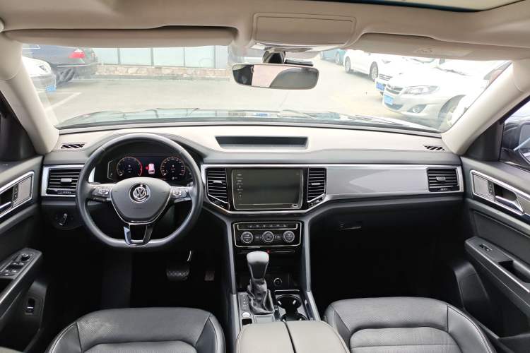 Used Volkswagen Teramont 2020 Revised Version 330TSI Two-Wheel Drive Luxury Edition Interior 7