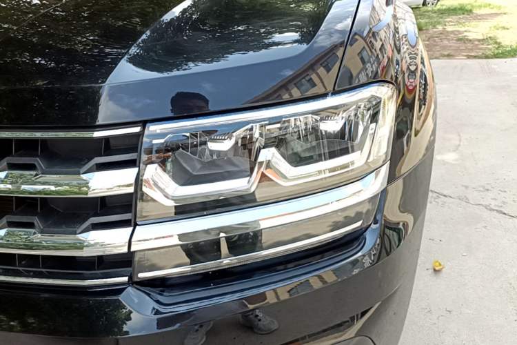 Used Volkswagen Teramont 2020 Revised Version 330TSI Two-Wheel Drive Luxury Edition Left Front Headlight