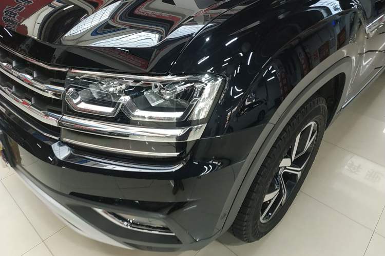 Used Volkswagen Teramont 2020 Revised Version 380TSI Four-Wheel Drive Luxury Edition Left Front Headlight
