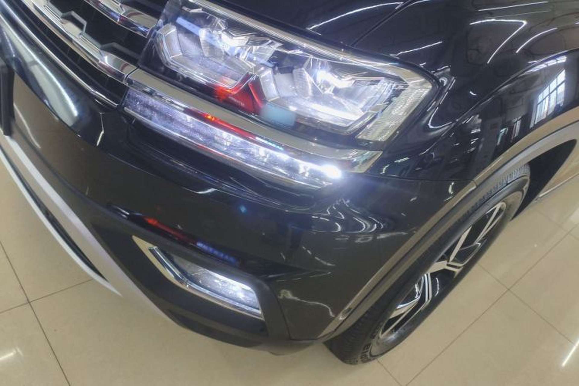 Used Volkswagen Teramont 2020 330TSI Two-Wheel-Drive Luxury Edition China VI Standard Left Front Headlight