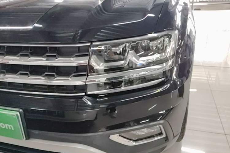 Used Volkswagen Teramont 2020 330TSI Two-Wheel-Drive Luxury Edition China VI Standard Left Front Headlight