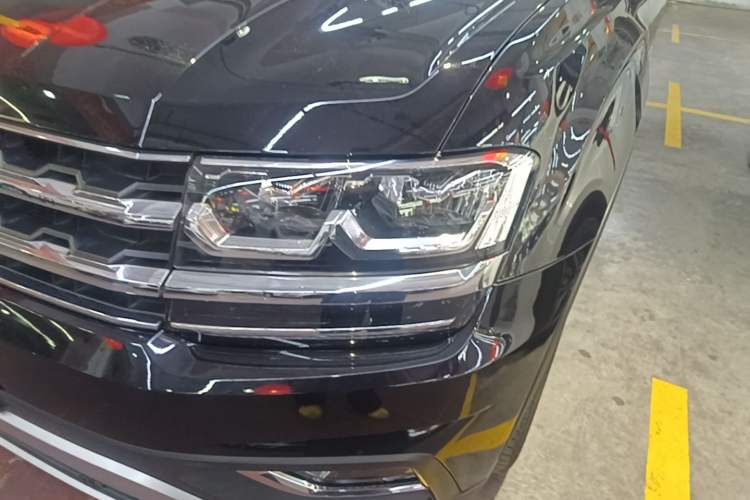 Used Volkswagen Teramont 2020 330TSI Two-Wheel-Drive Luxury Edition China VI Standard Left Front Headlight