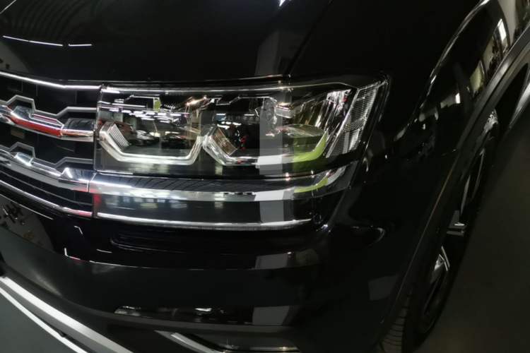 Used Volkswagen Teramont 2020 330TSI Two-Wheel-Drive Luxury Edition China VI Standard Left Front Headlight