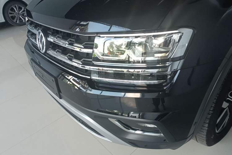 Used Volkswagen Teramont 2020 380TSI Four-Wheel Drive Luxury Version China VI Standard Left Front Headlight