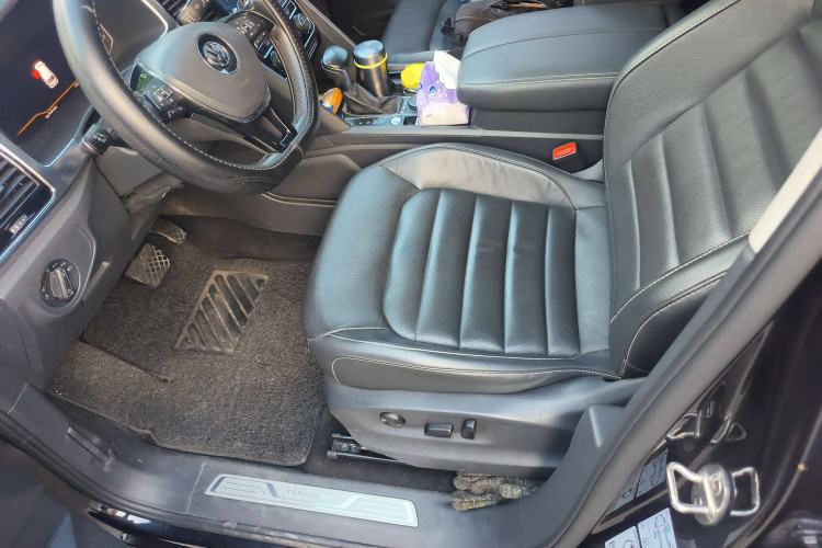 Used Volkswagen Teramont 2020 380TSI Four-Wheel Drive Luxury Version China VI Standard Left Front Seat