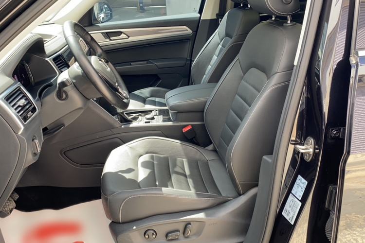 Used Volkswagen Teramont 2020 Revised Version 380TSI Four-Wheel Drive Luxury Edition Left Front Seat