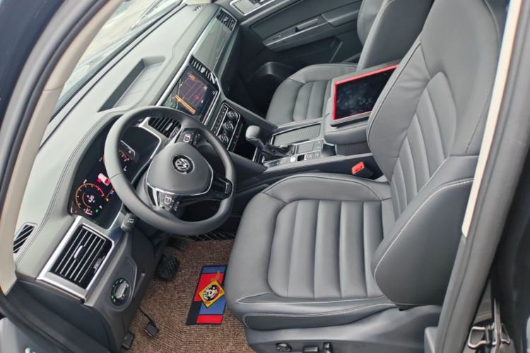Used Volkswagen Teramont 2020 330TSI Two-Wheel-Drive Luxury Edition China VI Standard Left Front Seat