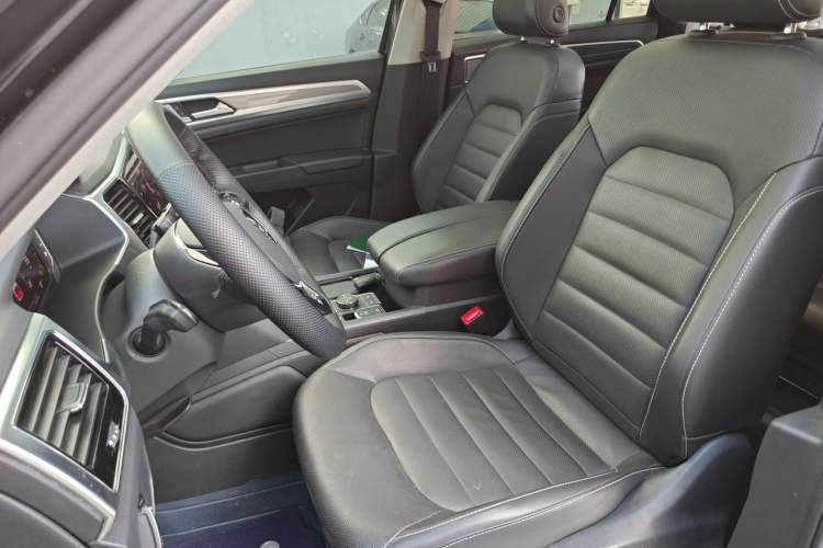 Used Volkswagen Teramont 2020 Revised Version 380TSI Four-Wheel Drive Luxury Edition Left Front Seat