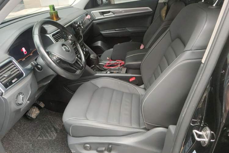 Used Volkswagen Teramont 2020 330TSI Two-Wheel-Drive Luxury Edition China VI Standard Left Front Seat
