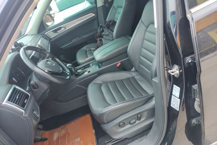 Used Volkswagen Teramont 2020 330TSI Two-Wheel-Drive Luxury Edition China VI Standard Left Front Seat