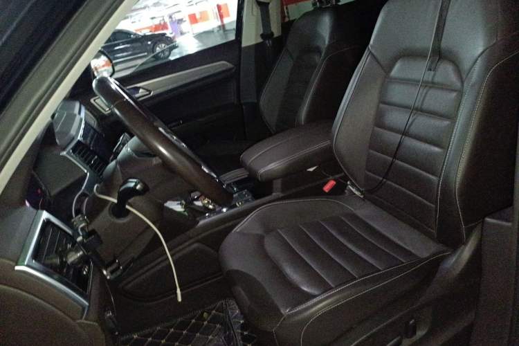 Used Volkswagen Teramont 2020 330TSI Two-Wheel-Drive Luxury Edition China VI Standard Left Front Seat