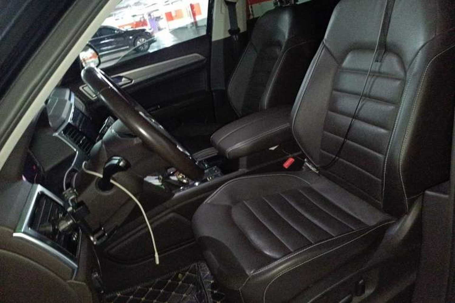 Used Volkswagen Teramont 2020 330TSI Two-Wheel-Drive Luxury Edition China VI Standard Left Front Seat